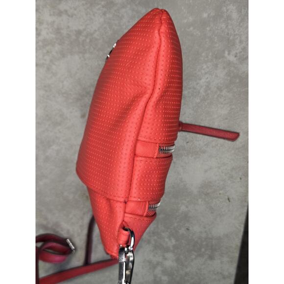 Jessica Simpson red leather zipper front pocket crossbody - Picture 5 of 8
